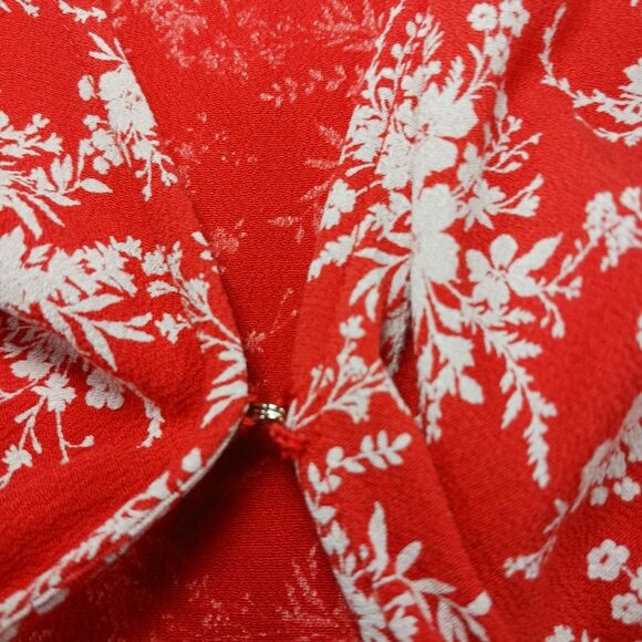 American Eagle Red Floral Wrap Dress Mini- Midi. 3/4 Sleeve. Woman's Large...... - Picture 2 of 10